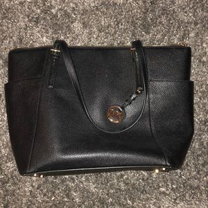 Authentic michael kors purse size large
